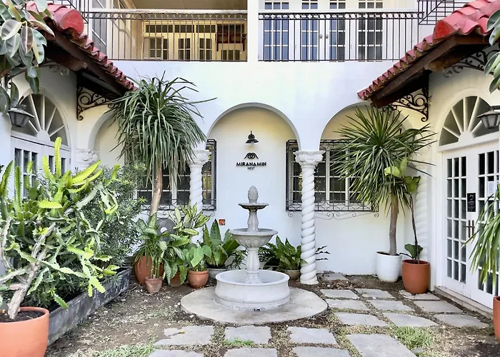 Apartment Miranamin Sampaguita - Two Bedroom In Historic With Indoor Plunge Pool, Self-service Breakfast, Garden View, Pet-friendly *