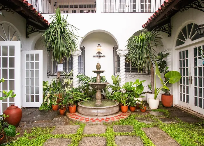 Miranamin Sampaguita - Two Bedroom In Historic With Indoor Plunge Pool, Self-service Breakfast, Garden View, Pet-friendly Apartment Manila